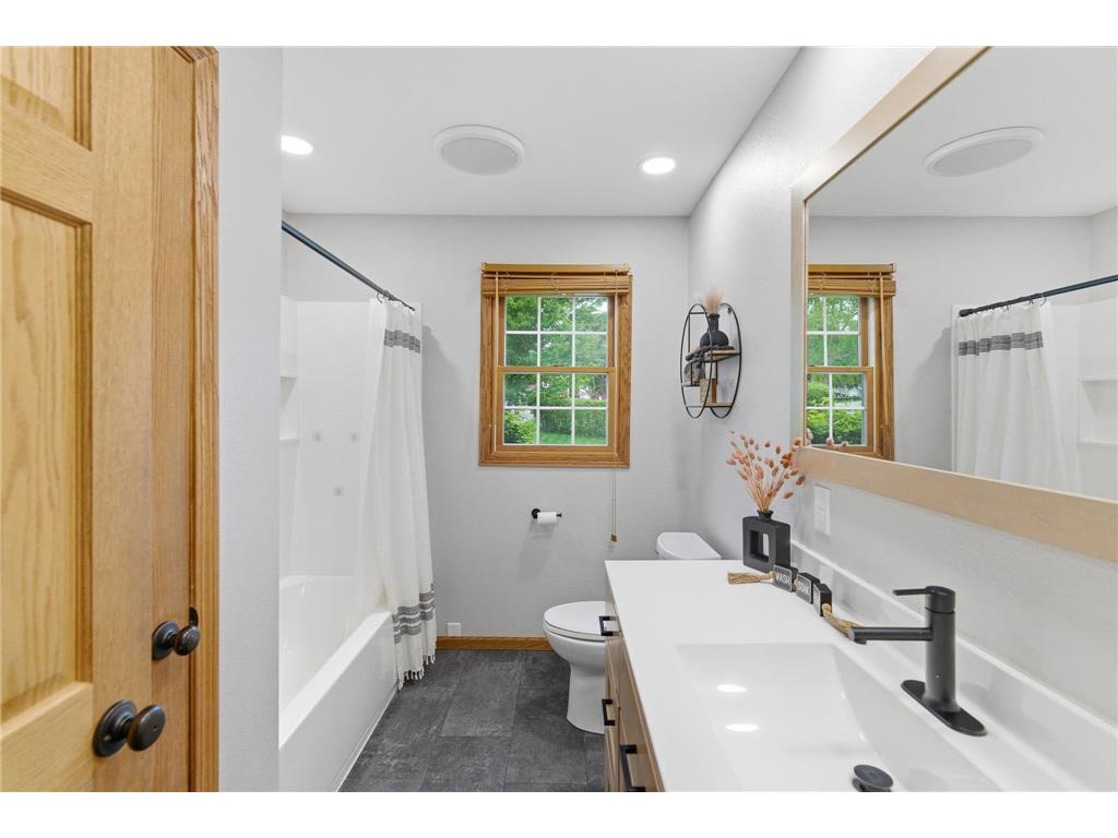 130 Half Moon Road Wells MN 56097 7075513 image19