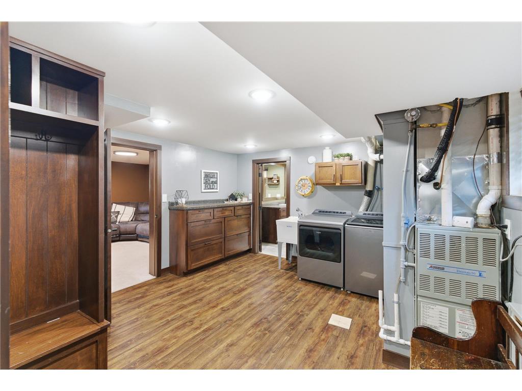 130 Half Moon Road Wells MN 56097 7075513 image22