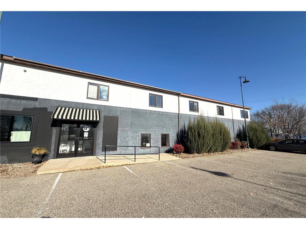 130 Lake Avenue N Spicer MN 56288 - Green 6724385 image11