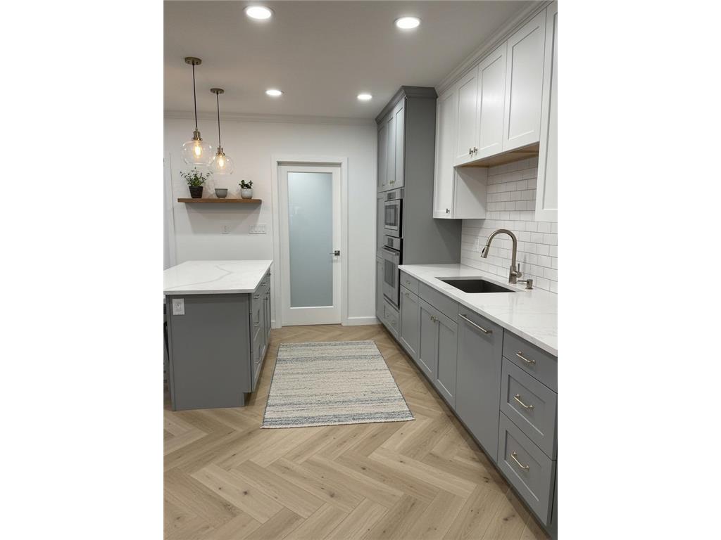 130 Lake Avenue N Spicer MN 56288 - Green 6724385 image25