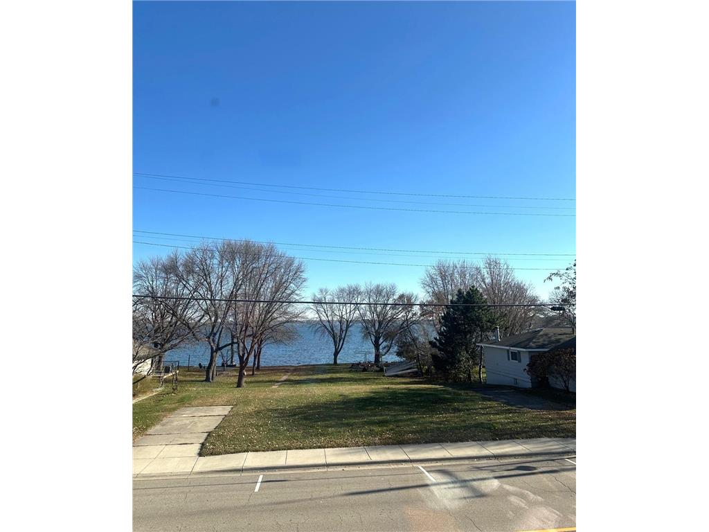 130 Lake Avenue N Spicer MN 56288 - Green 6724385 image28