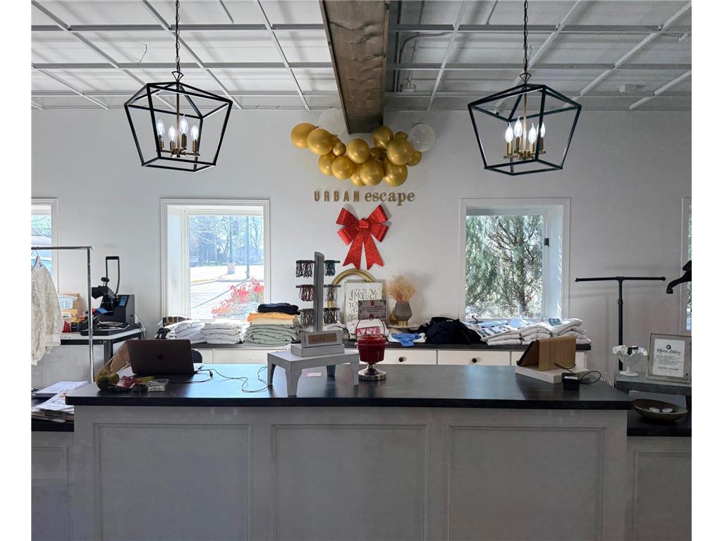 130 Lake Avenue N Spicer MN 56288 - Green 6724385 image6