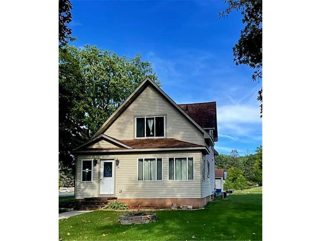 130 N Woodworth Street Elmwood WI 54740 6377097 image1