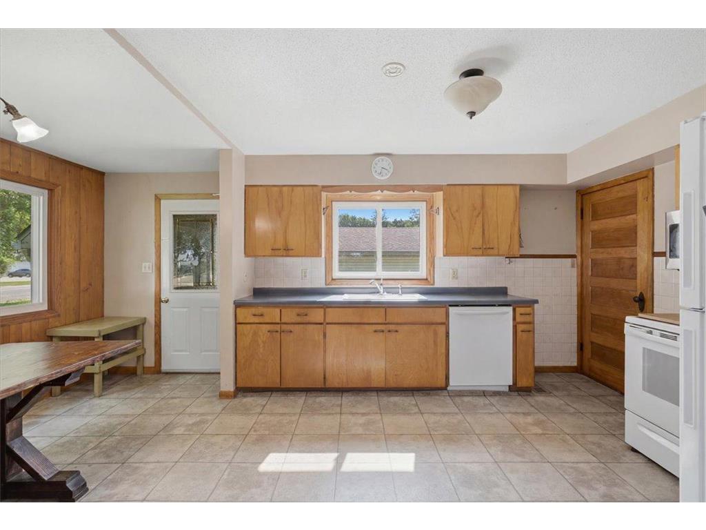 130 N Woodworth Street Elmwood WI 54740 7102608 image9