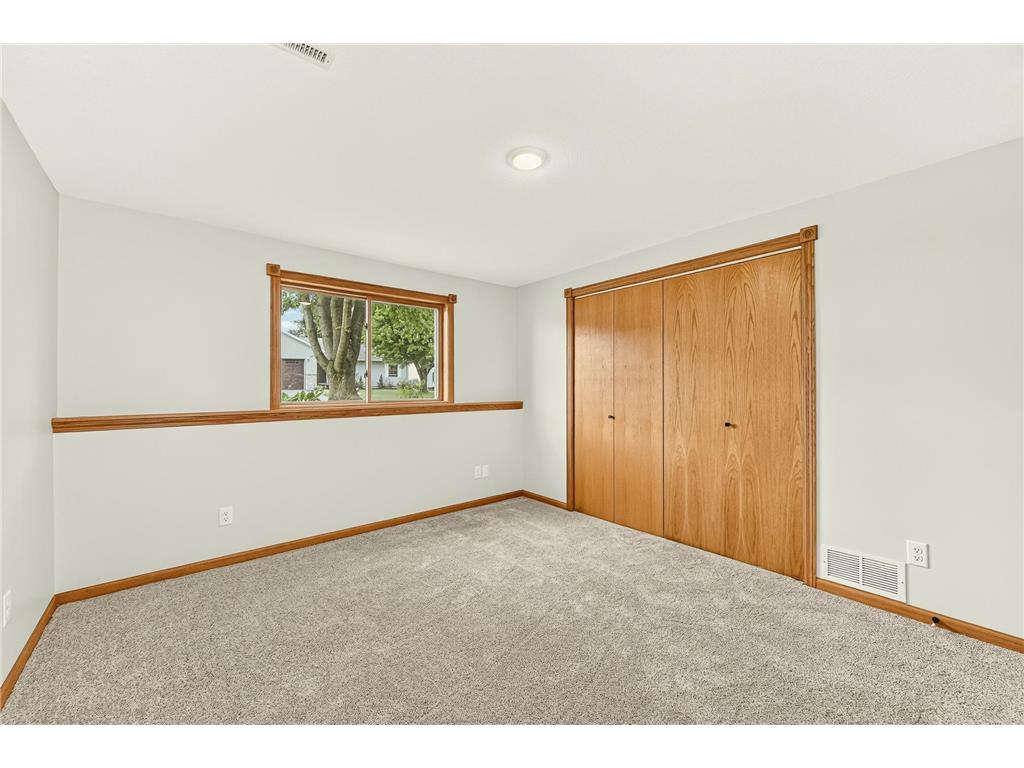 130 Nicholas Drive Lewiston MN 55952 7097342 image18