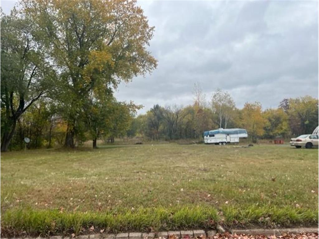 130 S Central Avenue Dresser WI 54009 6272408 image1