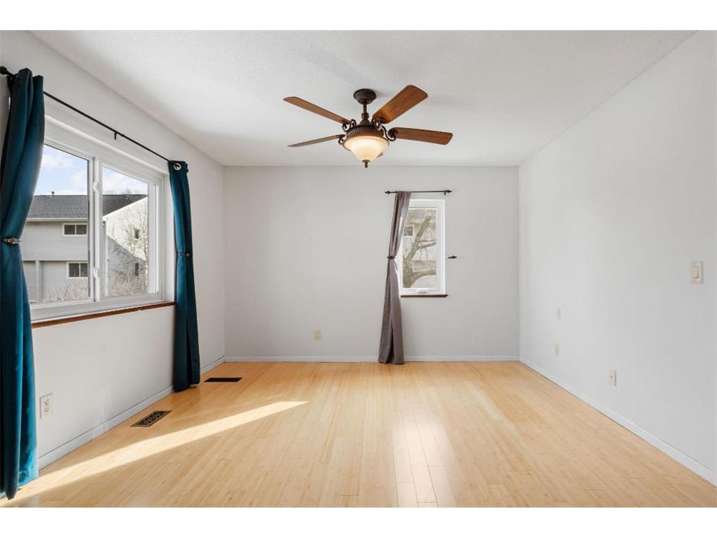 130 W 43rd Street Minneapolis MN 55409 7004082 image11