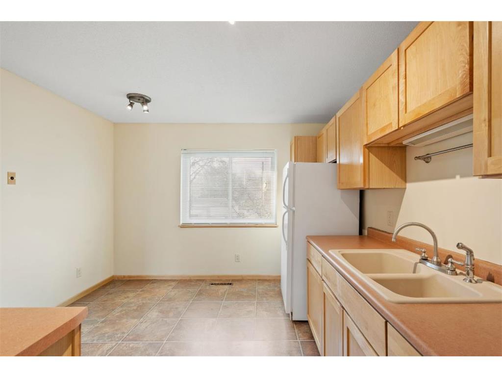 130 W 43rd Street Minneapolis MN 55409 7004082 image14