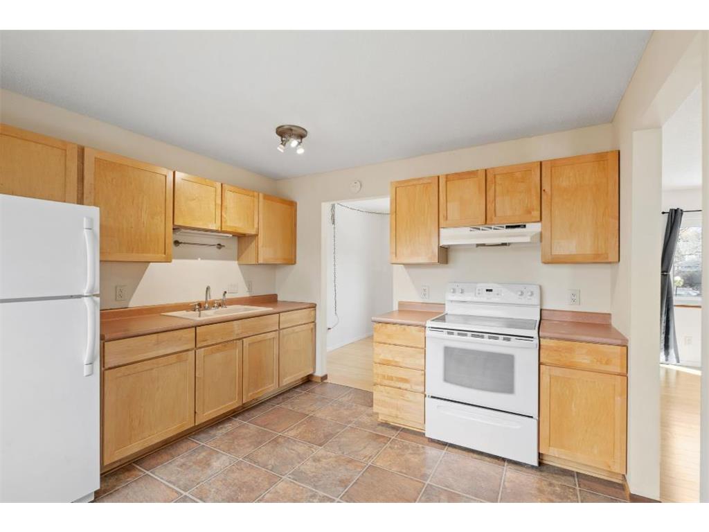 130 W 43rd Street Minneapolis MN 55409 7004082 image15
