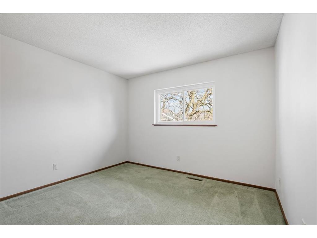 130 W 43rd Street Minneapolis MN 55409 7004082 image21