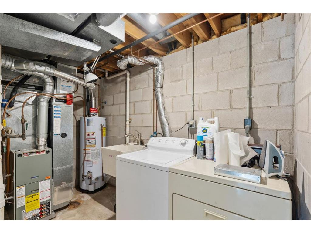 130 W 43rd Street Minneapolis MN 55409 7004082 image31