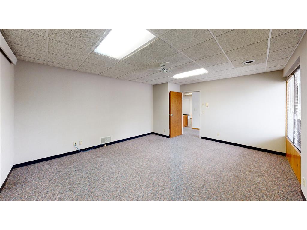 130 Willmar Avenue SE #4 Willmar MN 56201 6636043 image3