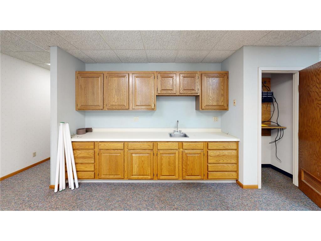 130 Willmar Avenue SE #4 Willmar MN 56201 6636043 image5