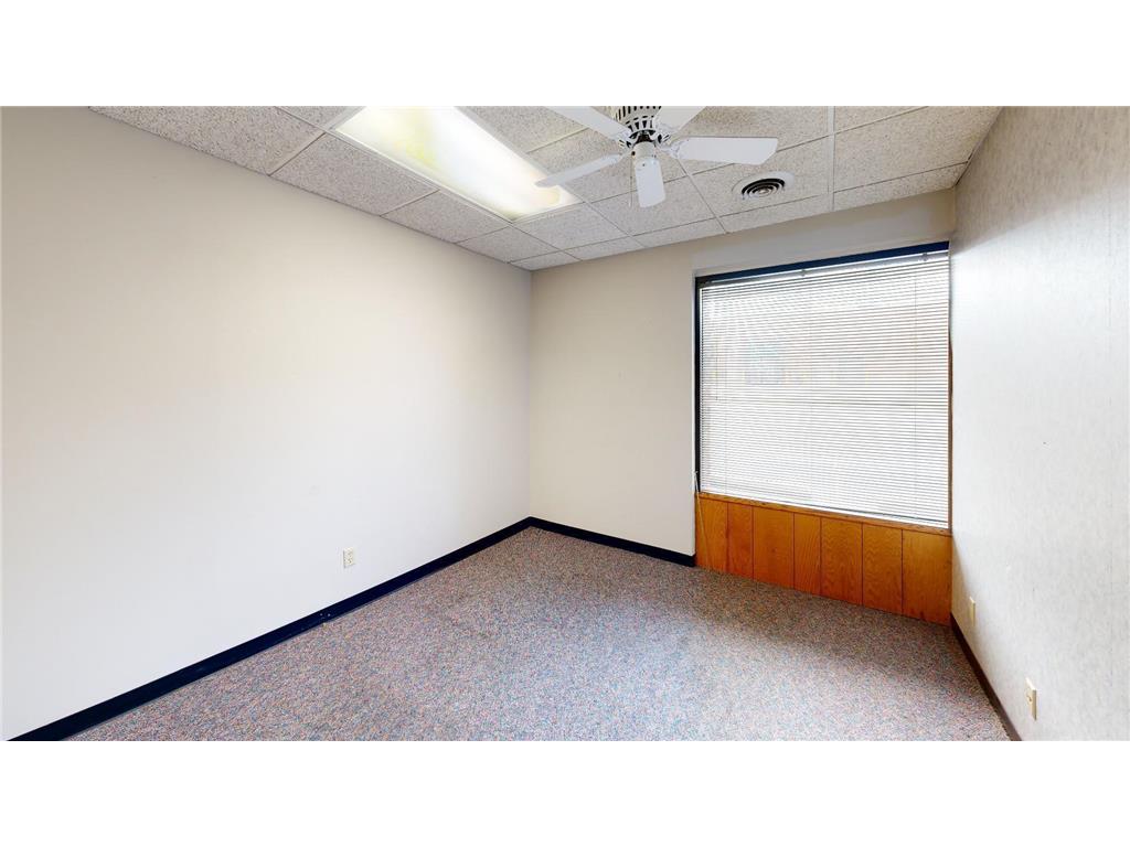 130 Willmar Avenue SE #4 Willmar MN 56201 6636043 image6