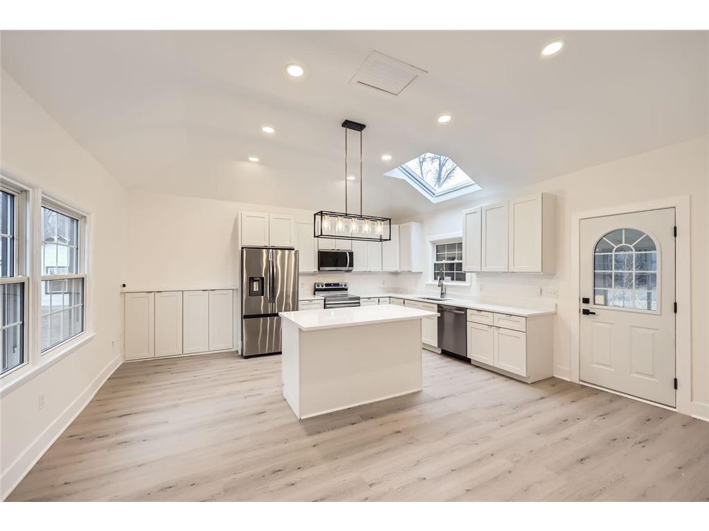 1300 6th Avenue N Orono MN 55356 7019331 image1