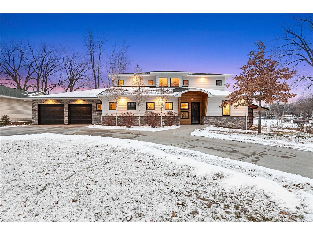 1300 Bluebill Bay Road Burnsville MN 55306 - Crystal 6474789 image1