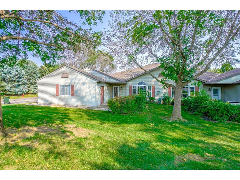 1300 Carriage Drive #1300A Hudson WI 54016 6601959 image1