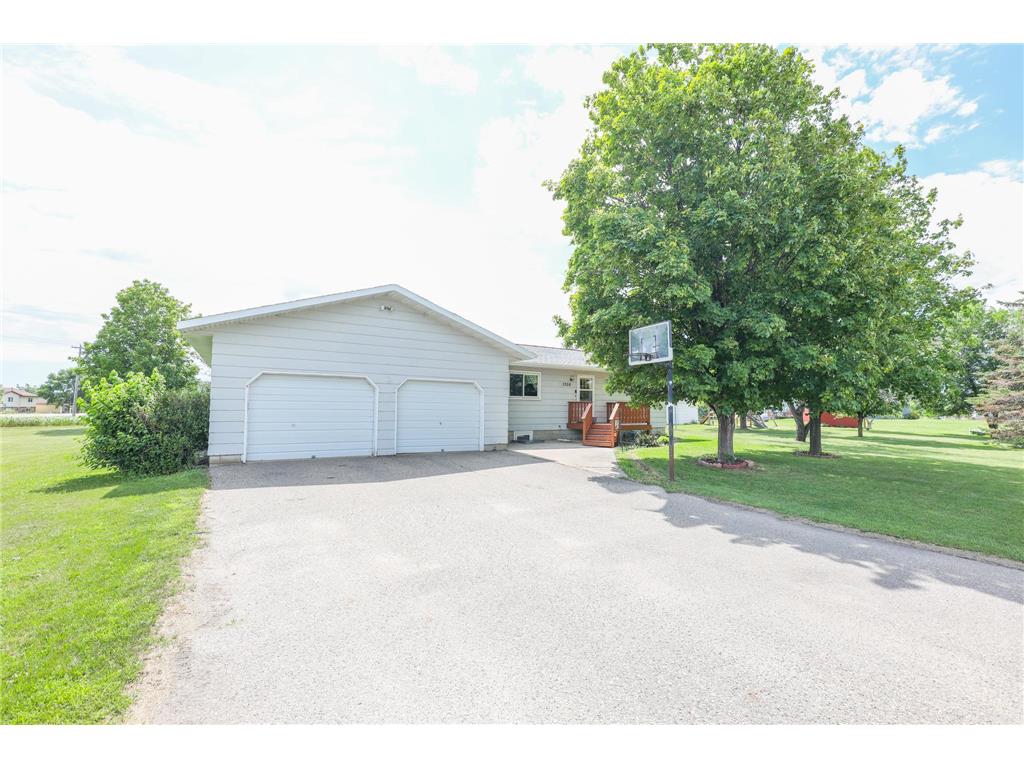 1300 County Road 22 NW Alexandria MN 56308 6234422 image1