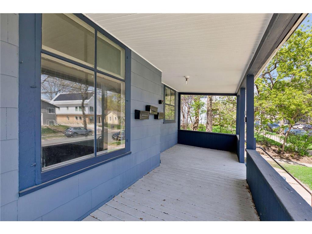 1300 Grand Street NE Minneapolis MN 55413 7098033 image2