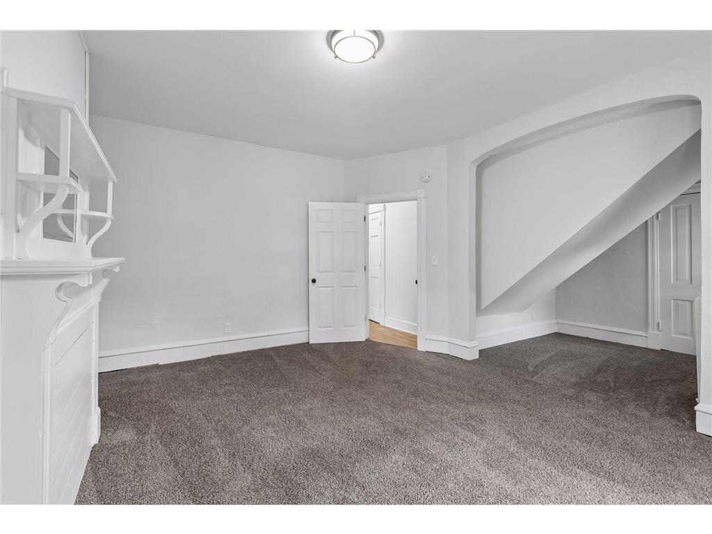 1300 Grand Street NE Minneapolis MN 55413 7098033 image24