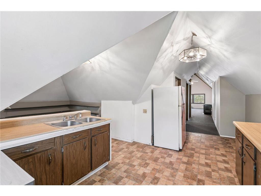 1300 Grand Street NE Minneapolis MN 55413 7098033 image33