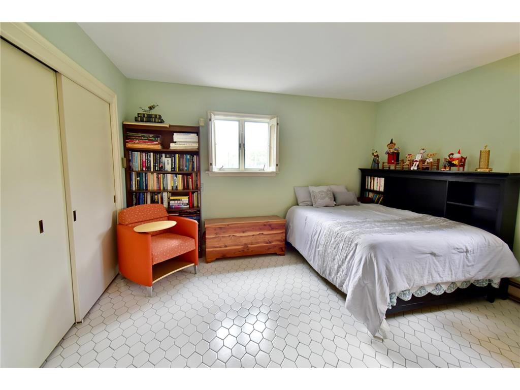 1300 Kilian Boulevard SE Saint Cloud MN 56304 7063252 image40