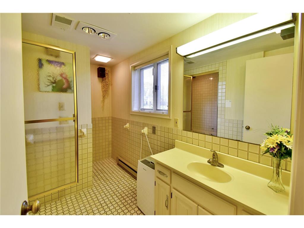 1300 Kilian Boulevard SE Saint Cloud MN 56304 7063252 image42