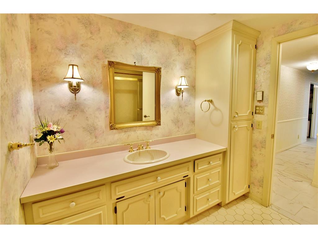 1300 Kilian Boulevard SE Saint Cloud MN 56304 7063252 image50
