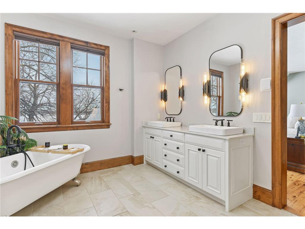1300 Spruce Place Orono MN 55364 - Lake Minnetonka 7017501 image30