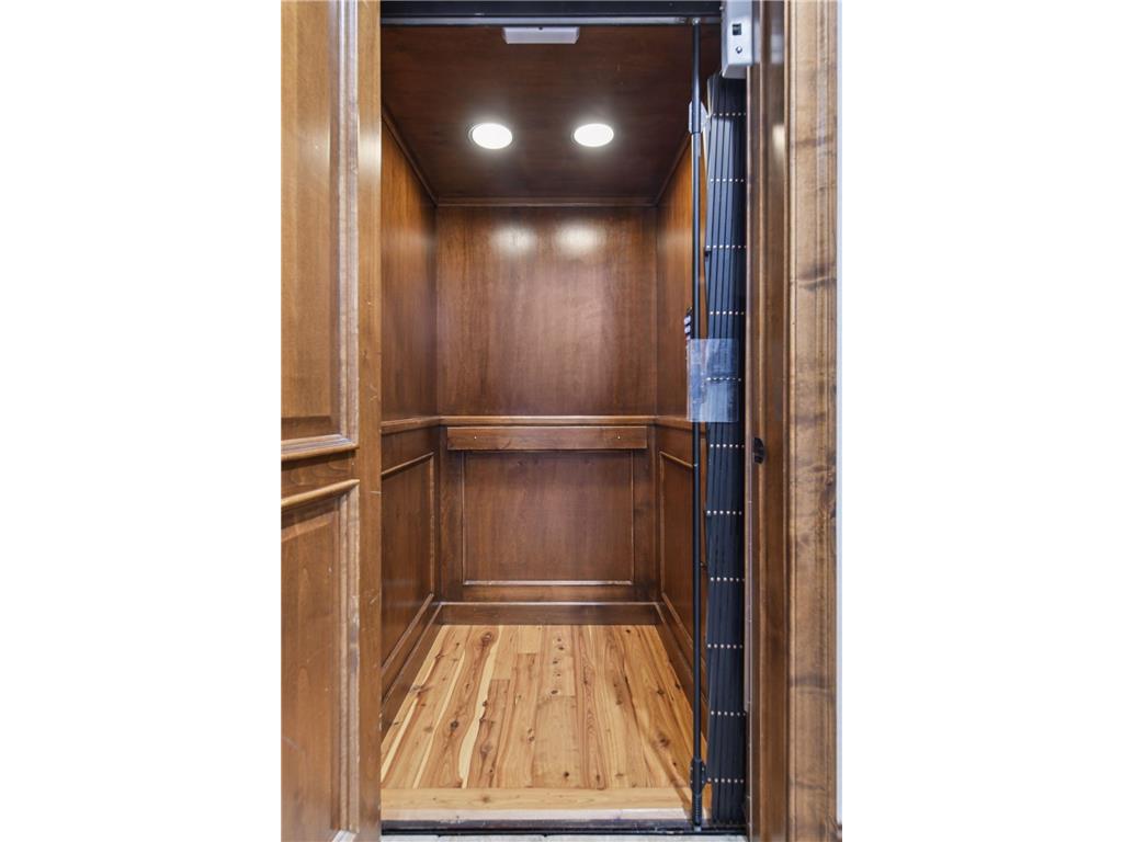 1300 Spruce Place Orono MN 55364 - Lake Minnetonka 7017501 image38