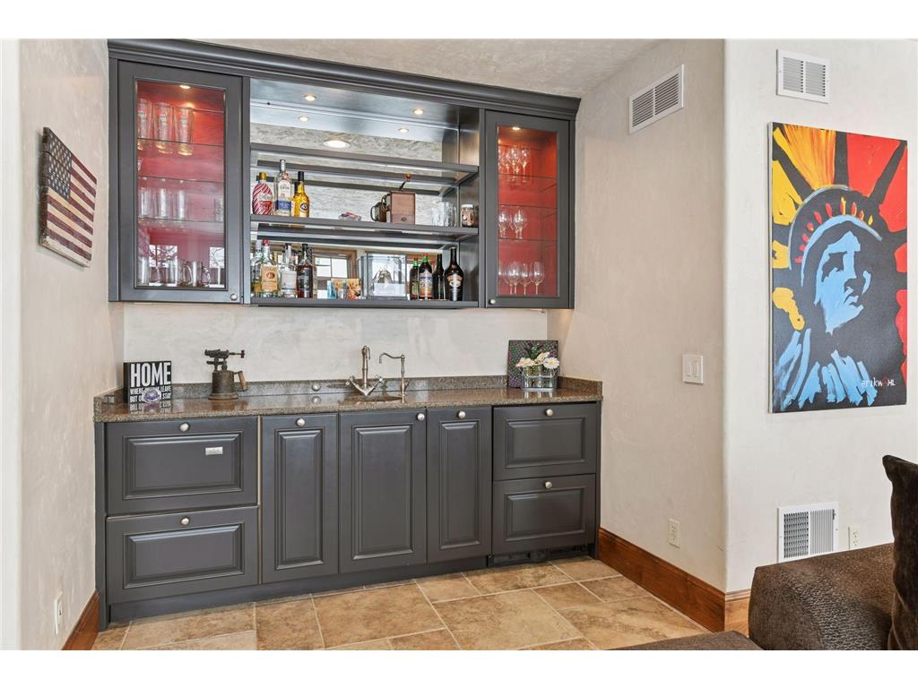 1300 Spruce Place Orono MN 55364 - Lake Minnetonka 7017501 image42