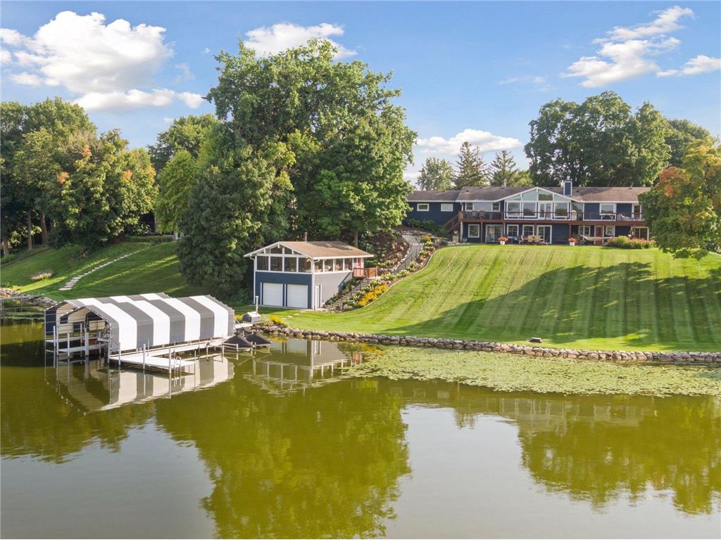 1300 Vine Place Orono MN 55364 - Lake Minnetonka 6757518 image1