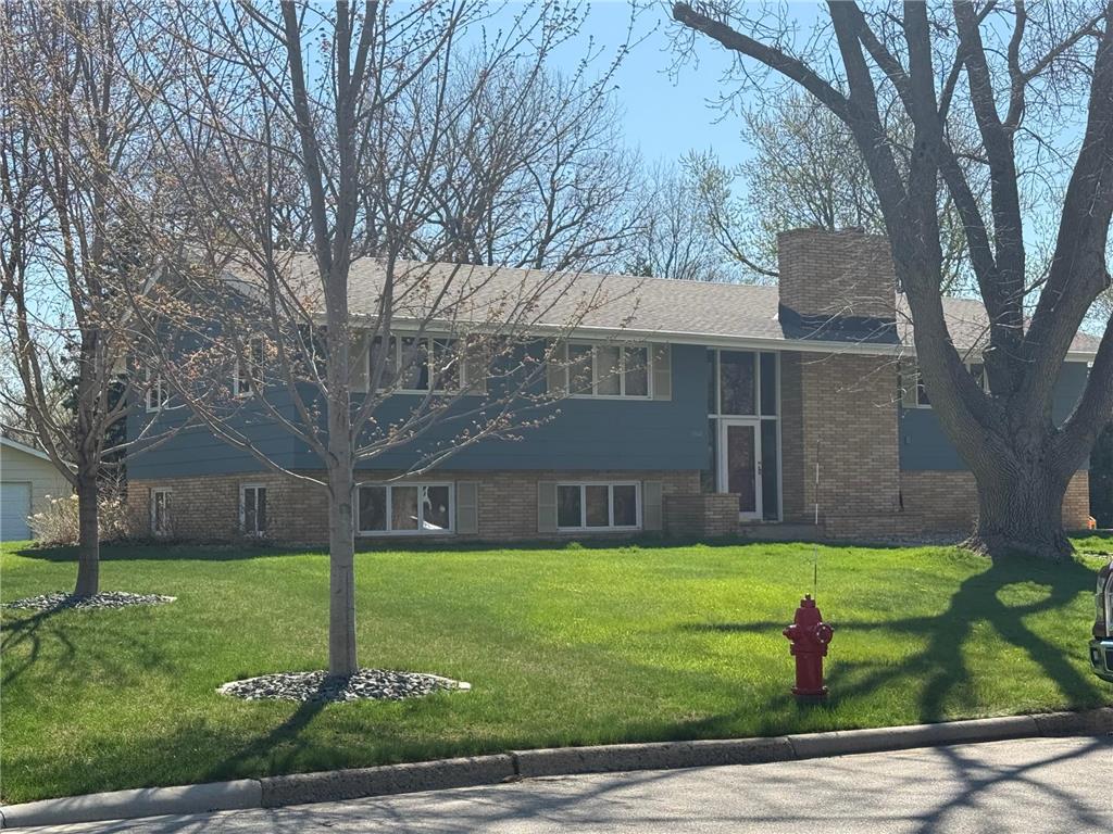 1300 Westwood Drive Marshall MN 56258 7024887 image1