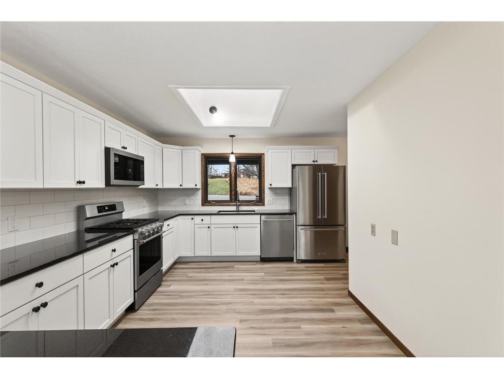 13001 Maywood Lane Minnetonka MN 55343 7081150 image4