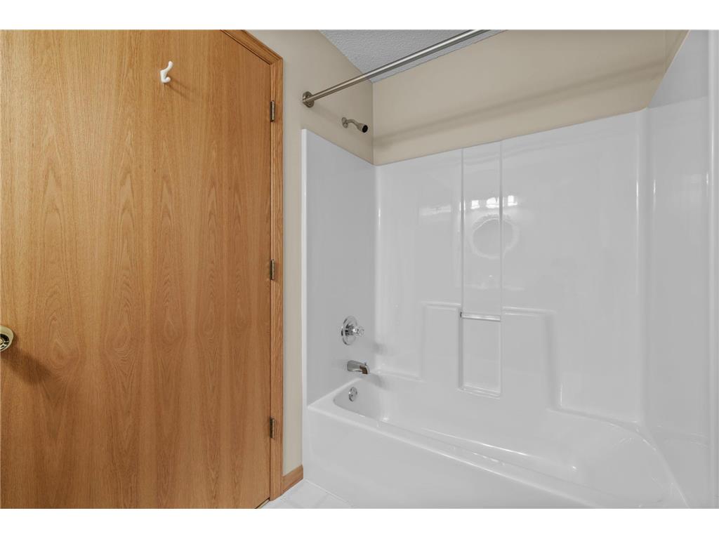 13008 Echo Lane Apple Valley MN 55124 6817600 image35