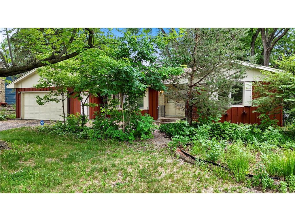 13009 Lakeview Drive Burnsville MN 55337 7090083 image42