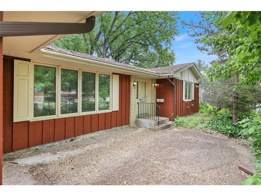 13009 Lakeview Drive Burnsville MN 55337 7090083 image46
