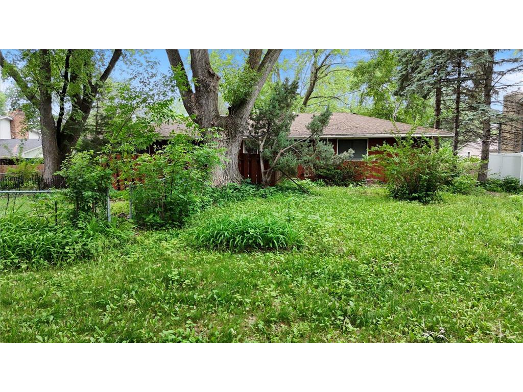 13009 Lakeview Drive Burnsville MN 55337 7090083 image62