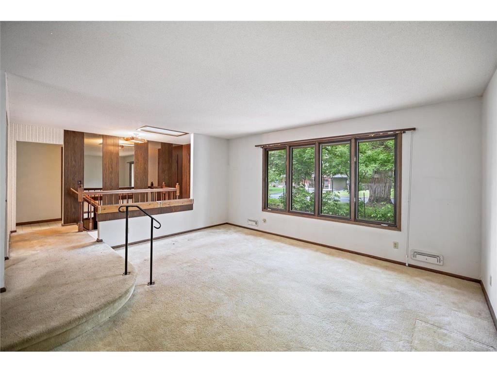 13009 Lakeview Drive Burnsville MN 55337 7090083 image9