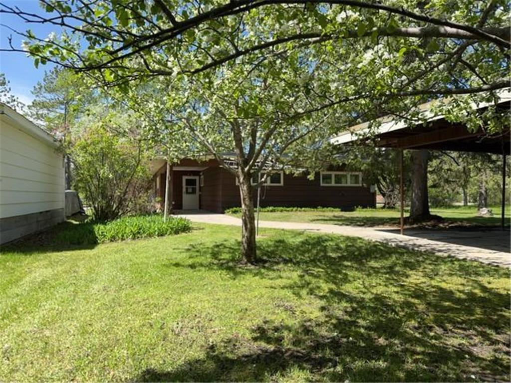 1301 13th Avenue International Falls MN 56649 6743095 image1