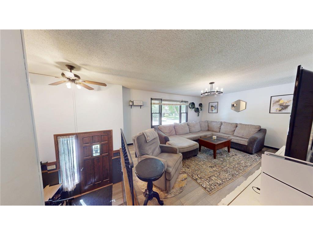 1301 9th Street SE Willmar MN 56201 7094479 image3