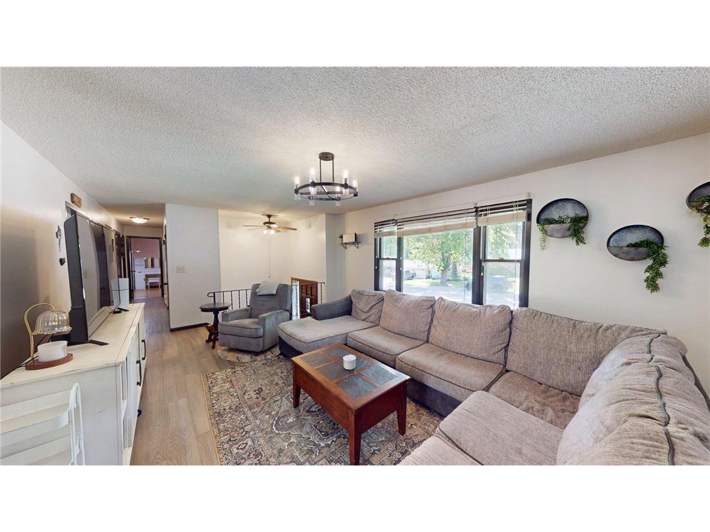 1301 9th Street SE Willmar MN 56201 7094479 image5