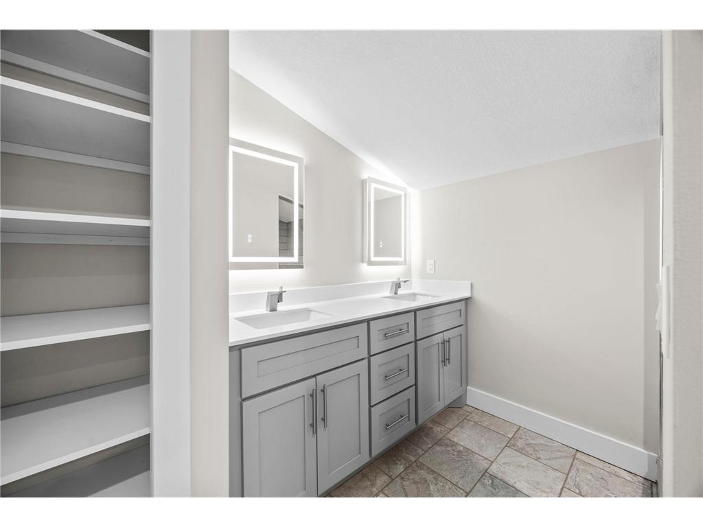 1301 N Lakeshore Dr #202 Lake City MN 55041 - PEPIN 7047327 image15