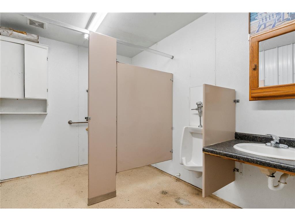 1301 N Nokomis NE Alexandria MN 56308 6817606 image26