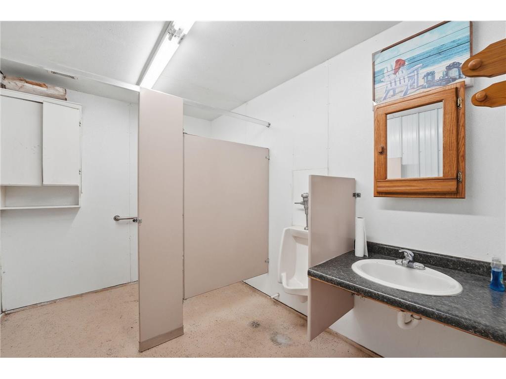1301 N Nokomis NE Alexandria MN 56308 7075994 image26