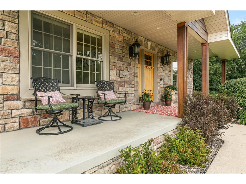 1301 Pondview Lane Saint Joseph MN 56374 7069100 image3