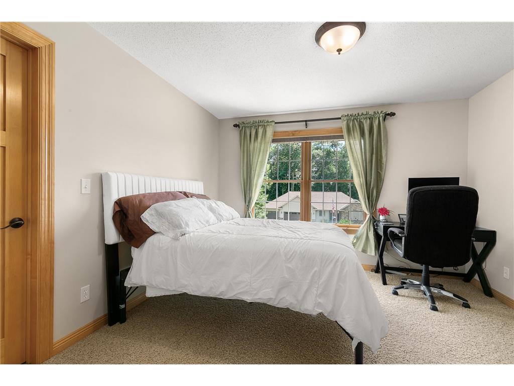 1301 Pondview Lane Saint Joseph MN 56374 7069100 image33