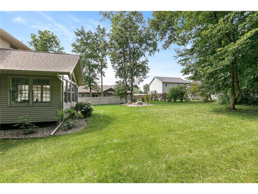 1301 Pondview Lane Saint Joseph MN 56374 7069100 image46