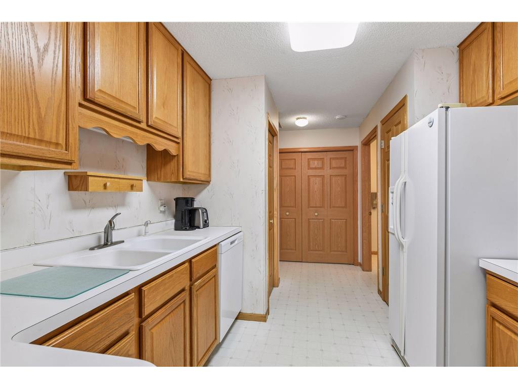 13010 Ulysses Street NE Blaine MN 55434 7065714 image16