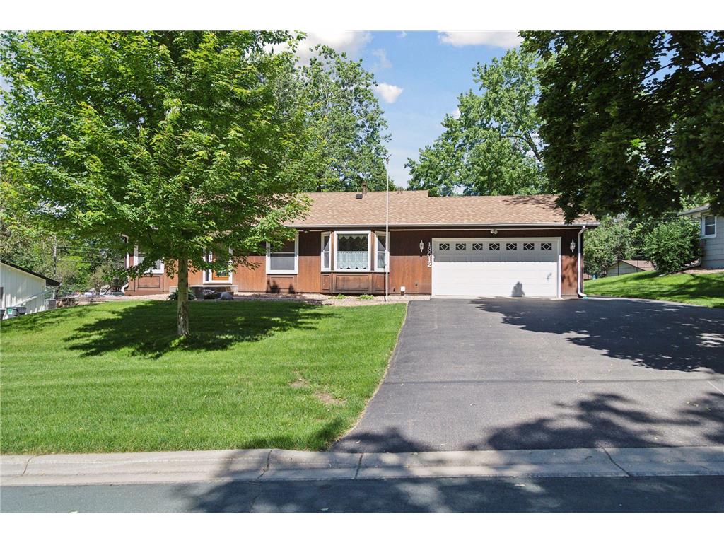 13012 Lakeview Drive Burnsville MN 55337 6560945 image1